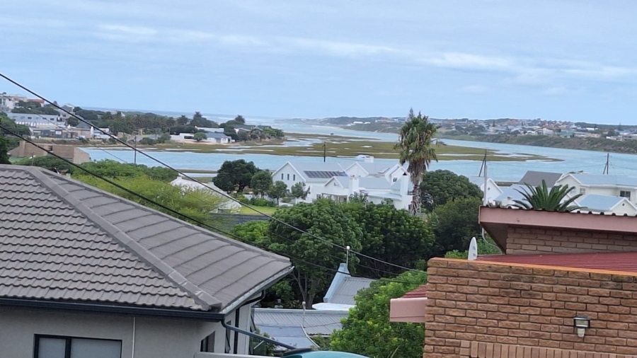 To Let 2 Bedroom Property for Rent in Stilbaai Wes Western Cape